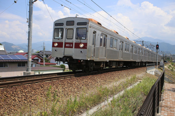 普通電車8500系　元東急田園都市線車両　運用開始は'05(平成17)年