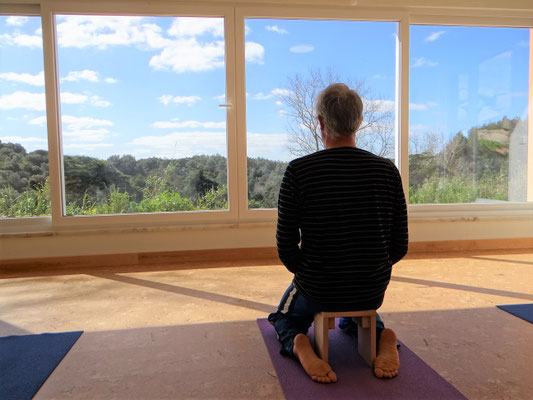 estúdio de corpo e alma, yoga, meditação, chão de cortiça flutuante, saúde e bem estar