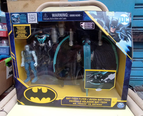 Avion de batman juguete hot sale