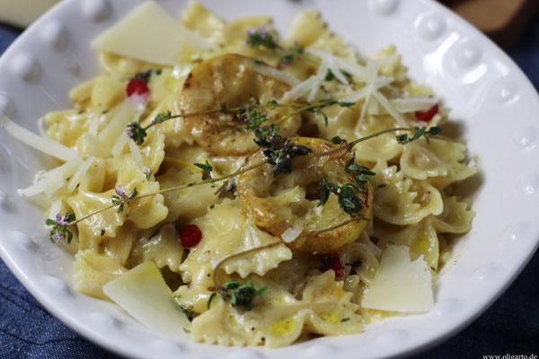 Leckere Pasta mit Zitrone und Thymian.