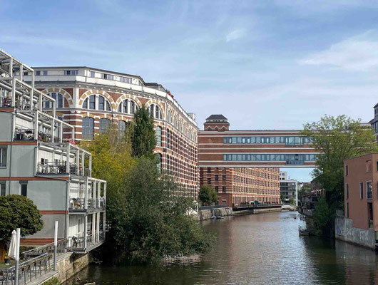 Architekturreise Leipzig - Stadtführung durch die Buntgarnwerke am Kanal