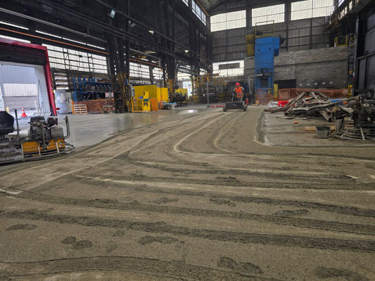 Chantier pour une usine, finition quartz