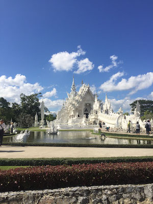 weisser Tempel in Chiang Rai