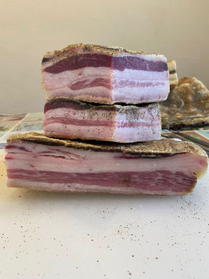 Pancetta tesa stagionata