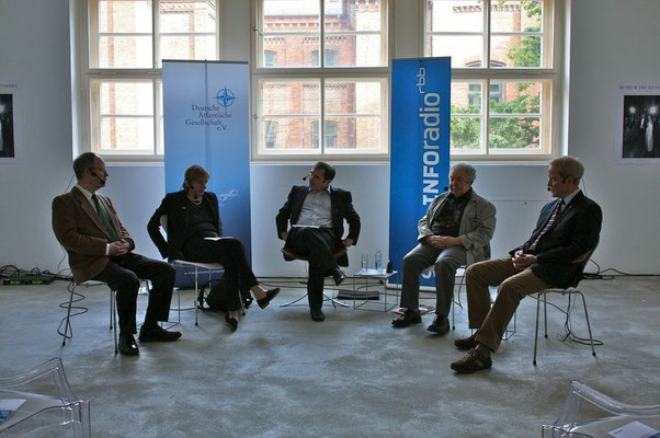 Panel discussion with Dr. Birgitta Ringbeck, Dr. Michael Müller-Karpe, Rodolf Gundlach, Prof. Dr. Mamoun Fansa · Hosted by Harald Asel (Inforadio)