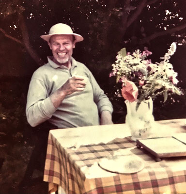 bildhauer karlheinz engelin im garten mön