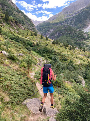 langer Abstieg zurück ins Urbachtal