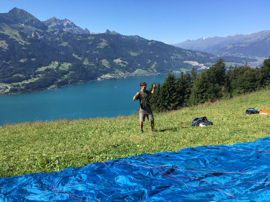 Hike & Fly in Interlaken