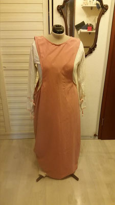 Höllenfensterkleid