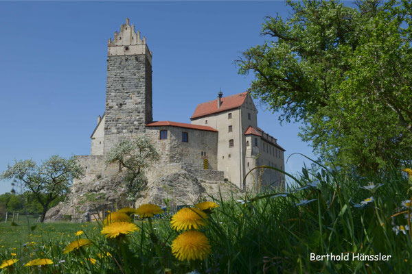 Eine schöen Burg aus staufischer Zeit - Burg Katzenstein 