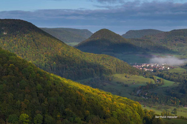 Einen schönen Blick hat man von Türkheim ins Obere Filstal