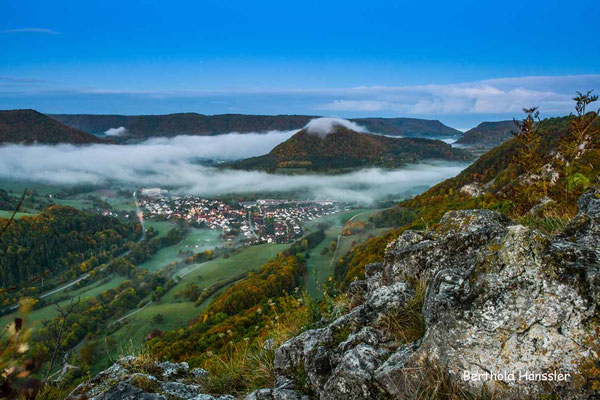 Oktober 2020 Morgenstimmung an der Hausener Wand - mit Blick auf Hausen