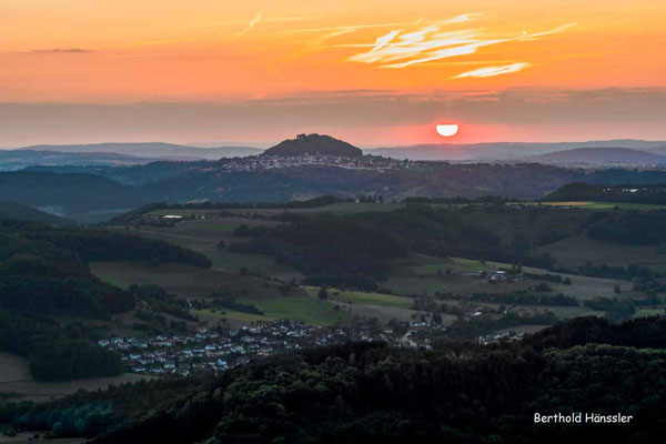 Juni 2022 Am Messelstein - Blick zum Hohenstaufen