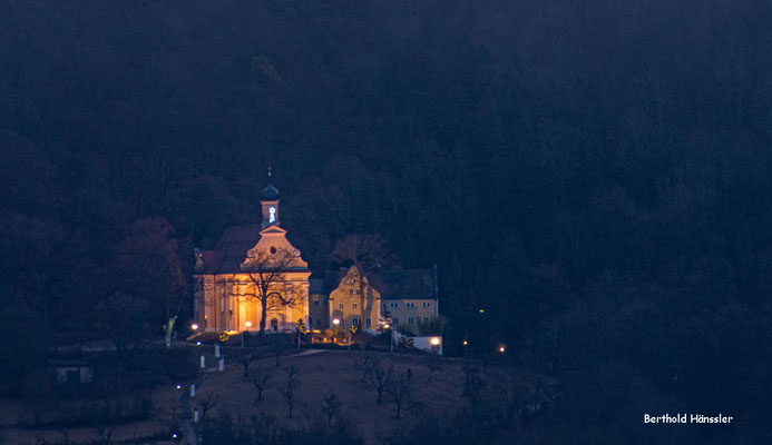 Januar 2022 - Blick über Deggingen zur Wallfahrtskirche Ave Maria