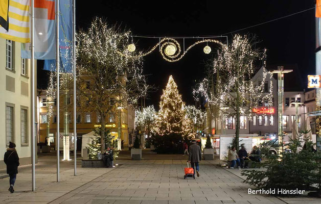 Dezember 2020, Rathausplatz