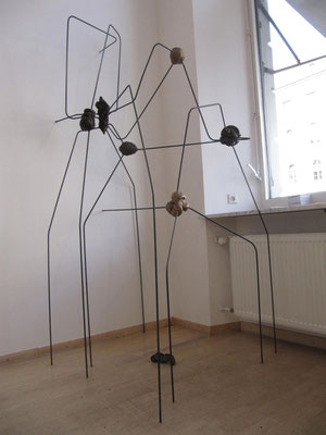 Synapsen 2012,Instalation, Bronze Eisen, 300x200x200cm