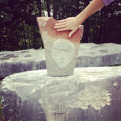 face in water stone sculpture Abelina Carissima Magometschnigg