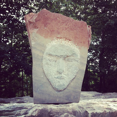 face in water stone sculpture Abelina Carissima Magometschnigg