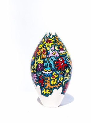 Petit vase  23 X 12 X 12 cm