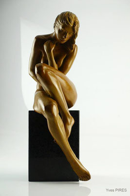 Amélie - Bronze  H 36 X L 12 X 15 cm