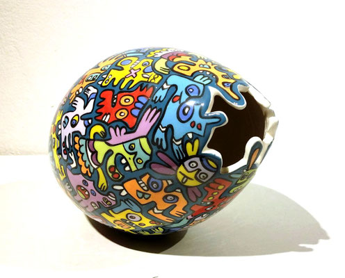 Petit vase  23 X 12 X 12 cm