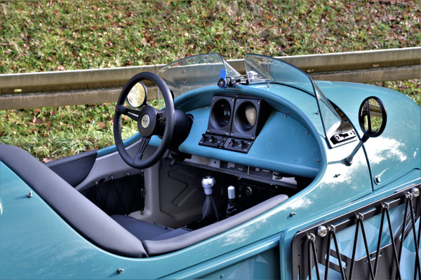 Super 3 Merz & Pabst Vorführwagen Cockpit