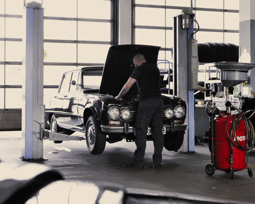 Alfa Romeo Super in der Werkstatt