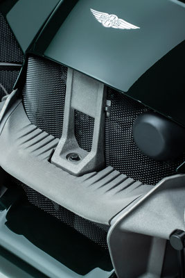 Super 3 Grün Studio Detail Front