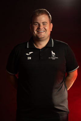 Sean Nussbaum - Assistent