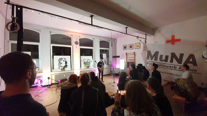 Künstler Martin Lingens, Kleine Ausstellung auf einem Open Mic Abend in Aachen