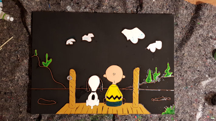 Künstler Martin Lingens, Entstehung von Kunstwerk "Liquid Snoopy", Acryl, Auftragsarbeit, Lederbänder, Pouring