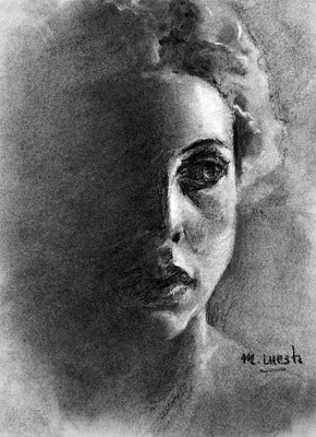 María Cuesta Toro (Retrato, carbocillo 40 x 30)