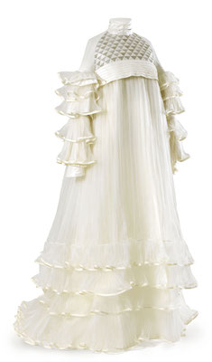 《エミーリエ・フレーゲのドレス》2008年再製作（オリジナル：1909年） コットンジャージー、シルクタフタ、オーガンザ　前丈：150 cm、後丈：170 cm、袖丈：63 cm　ウィーン・ミュージアム蔵　©Wien Museum / Foto Peter Kainz