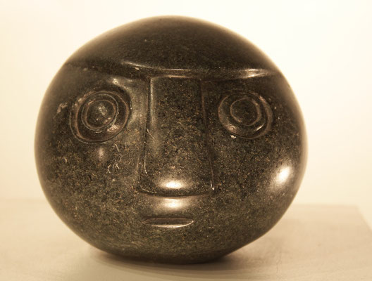 "Ball Head", Maße: 12x12x12cm, Gewicht: 1,9kg, Serpentinstein, verkauft