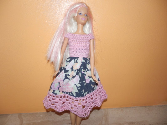 Abito Barbie cod 216 € 7.00