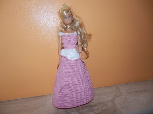 Abito Barbie Principessa   Aurora cod.204 € 20.00