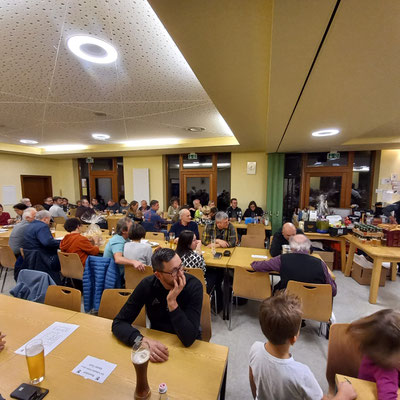 Der Saal füllte sich, die Veranstalter konnten zufrieden sein!