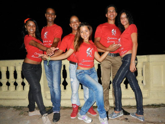 Profesores de Salsabor a Cuba: Mileydis, Ñico, Curi, Yenny, Chino y Yaneyvis