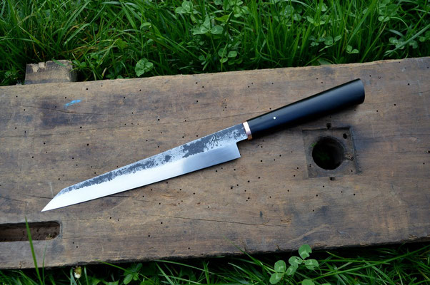 Cuisine #560, sujihiki 135Cr3, ébène du Gabon & cuivre, 235mm