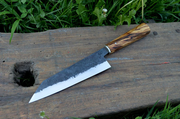 #447, gyuto 135Cr3, hêtre échauffé & maillechort, 190mm
