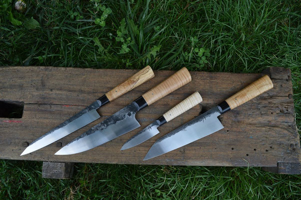 Cuisine #644, set de 4 pièces unies, manche en érable ondé stabilisé et garde en ébène du Gabon