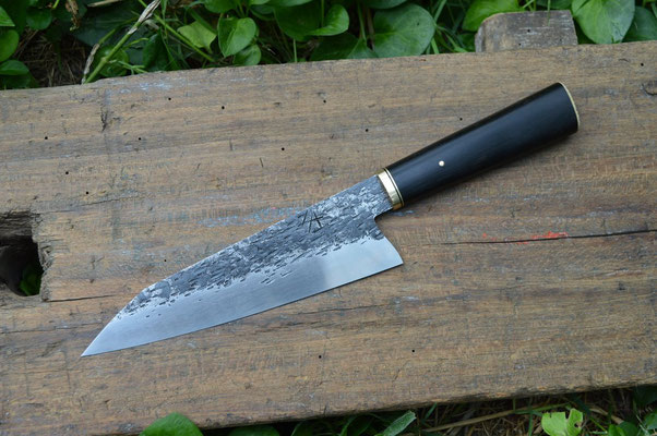 Cuisine #737, gyuto 135Cr3, ébène du Gabon, laiton galuchat, 190mm