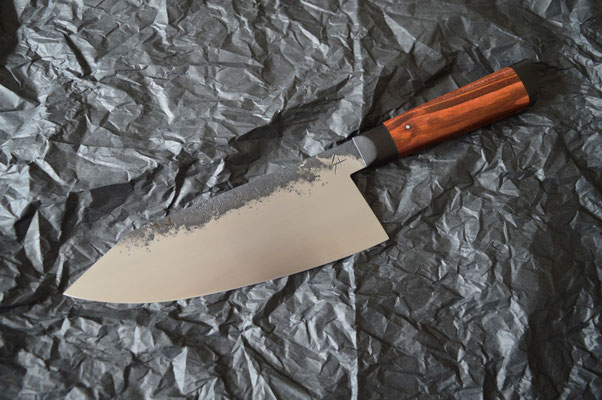 #372, gros bunka 135Cr3, prunier & ébène noir, 220mm