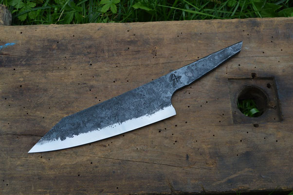 Cuisine #551, gyuto intégral 135Cr3, 180mm