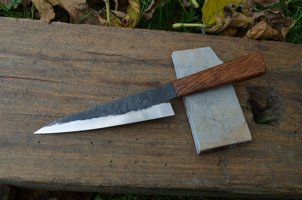 Cuisine #848, petty 135Cr3 & chêne, 170mm
