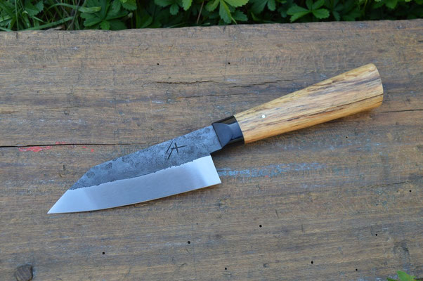 Cuisine #661 Ko-deba 135Cr3, hêtre échauffé & buffle, 130mm