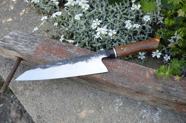 #432, gyuto 135Cr3, buffle & chêne 230mm