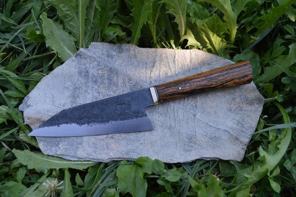 Cuisine #825, mini-gyuto 135Cr3, bocote & laiton, 150mm