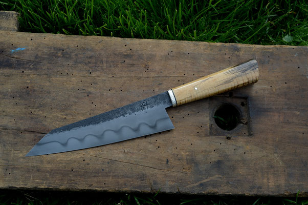 Cuisine #600, gyuto 135Cr3, argent & marronier ondé
