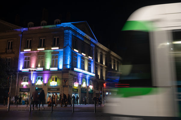 Les fêtes de fin d’année à Nantes au 21e siècle ? Le Voyage en hiver, parcours lumineux « La Nuit je vois » conçu par Vincent Olinet - A light trail for the end of year festivities